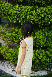 Buttercup Breeze