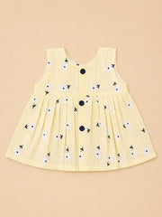 White daisy dress